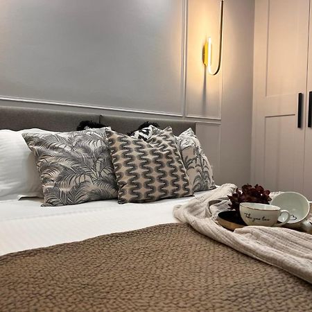 Oikiaegina Apartment ภายนอก รูปภาพ