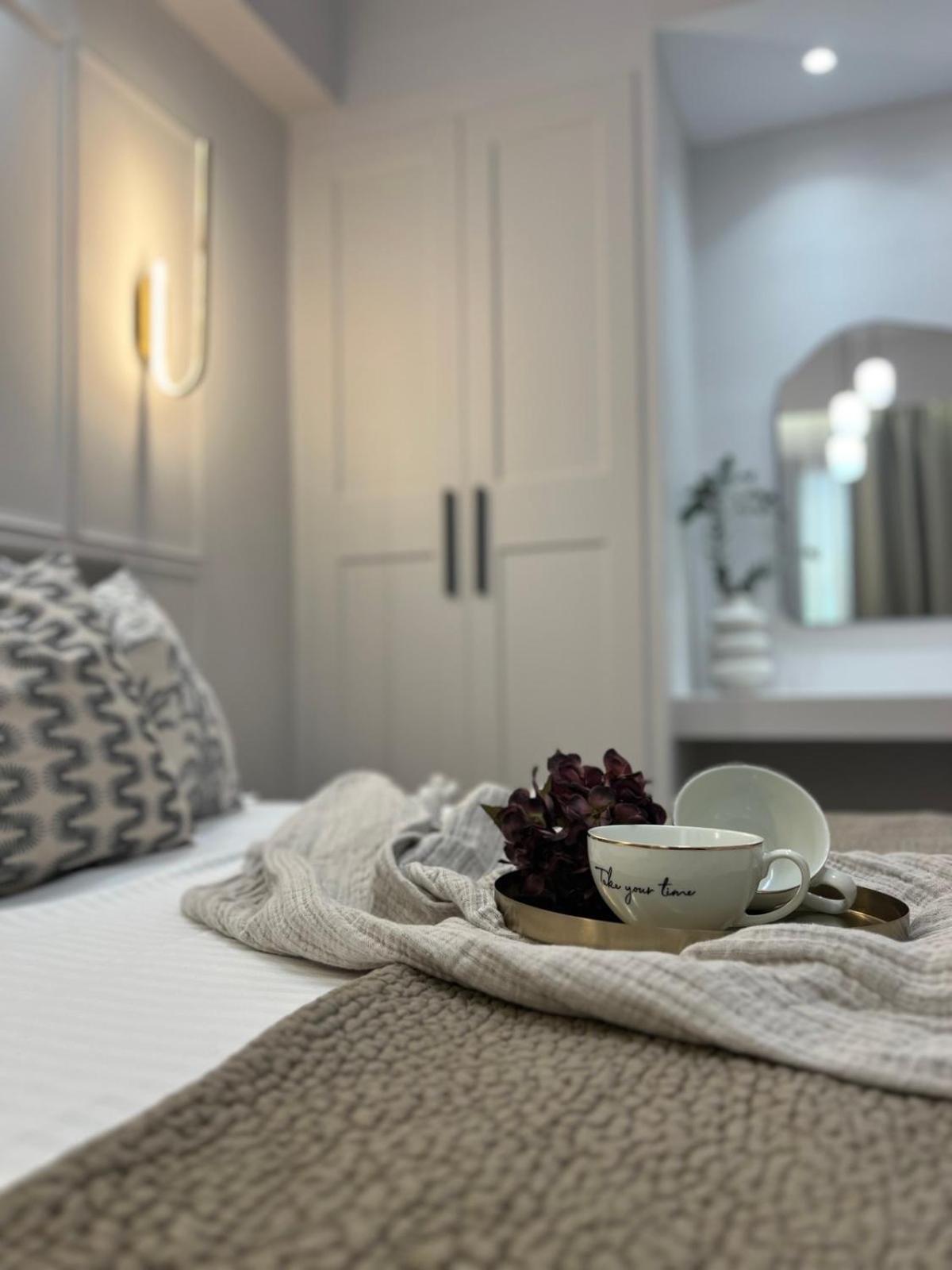 Oikiaegina Apartment ภายนอก รูปภาพ