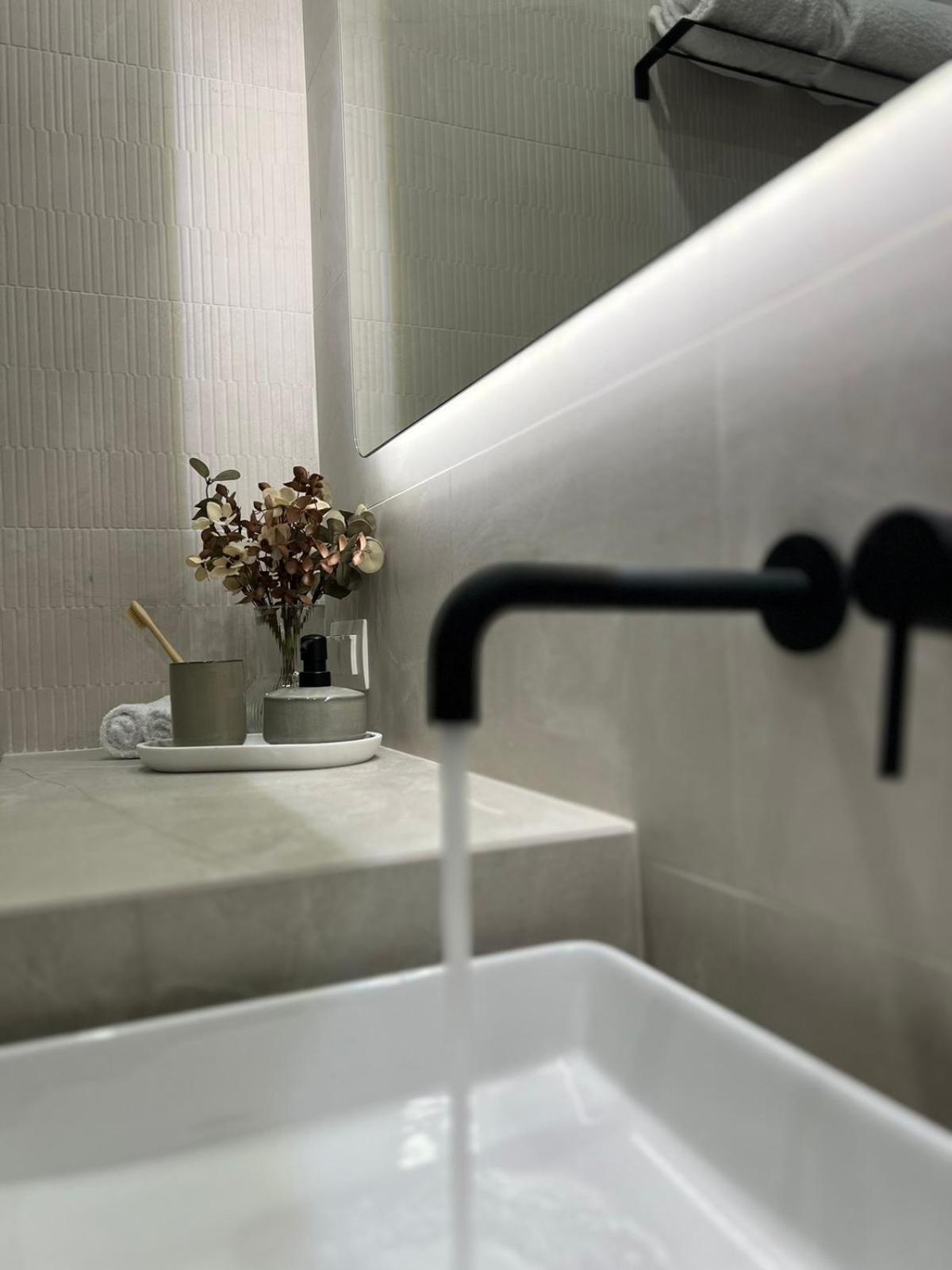 Oikiaegina Apartment ภายนอก รูปภาพ